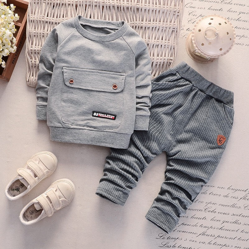 Boys Long Sleeved 2-Piece Set